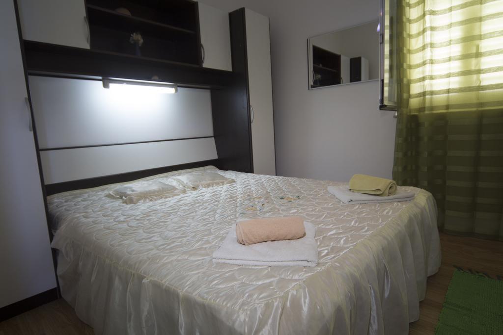 "Azzurra Apartments Molunat Chambre photo